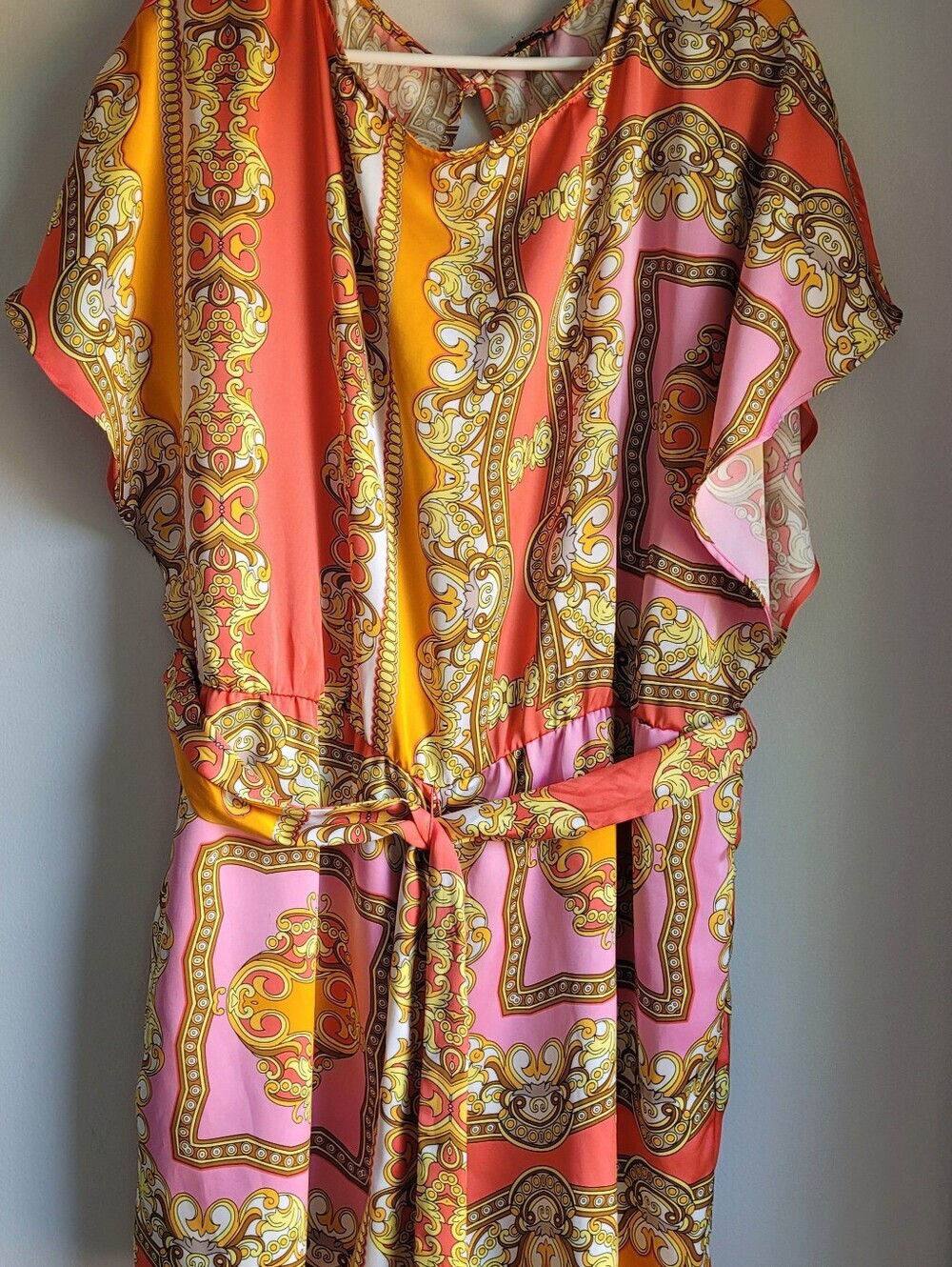 VTG Cache Coral, Pink & Gold Baroque Print Tie-Shoulder Romper  Size L